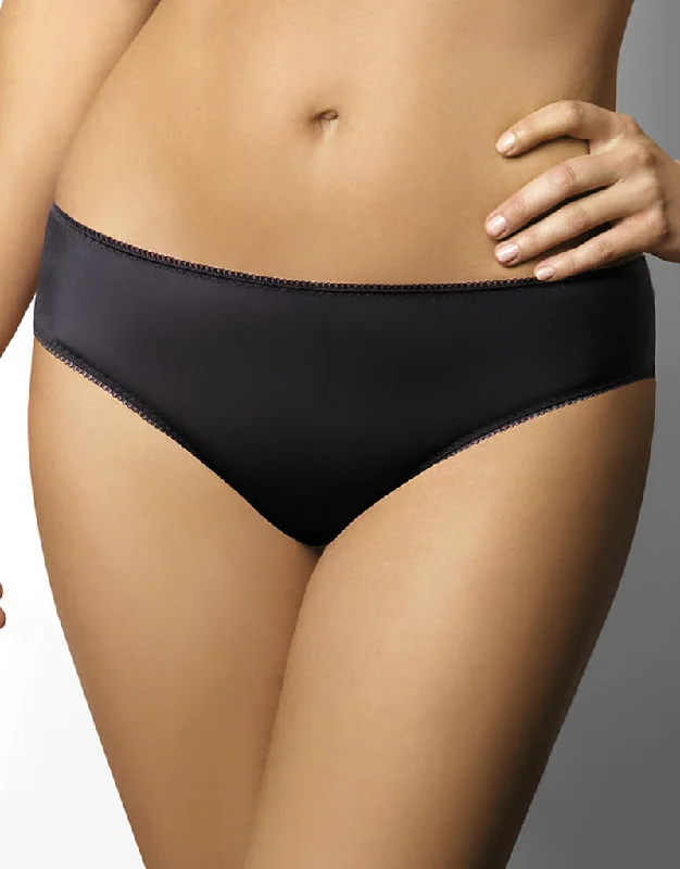 Kinga Nati Brief Black