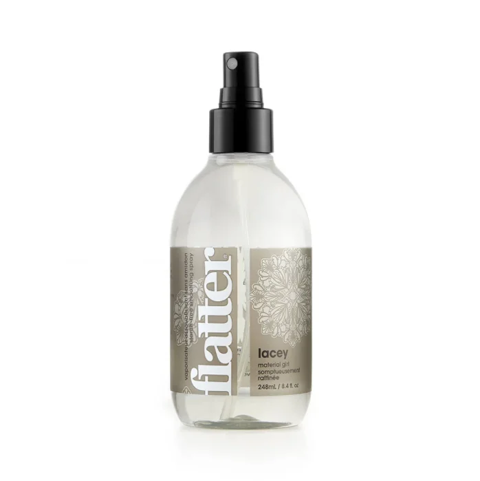 Soak Lacey Flatter Smoothing Spray